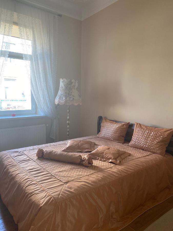 Cozy Apartment Lviv Eksteriør billede