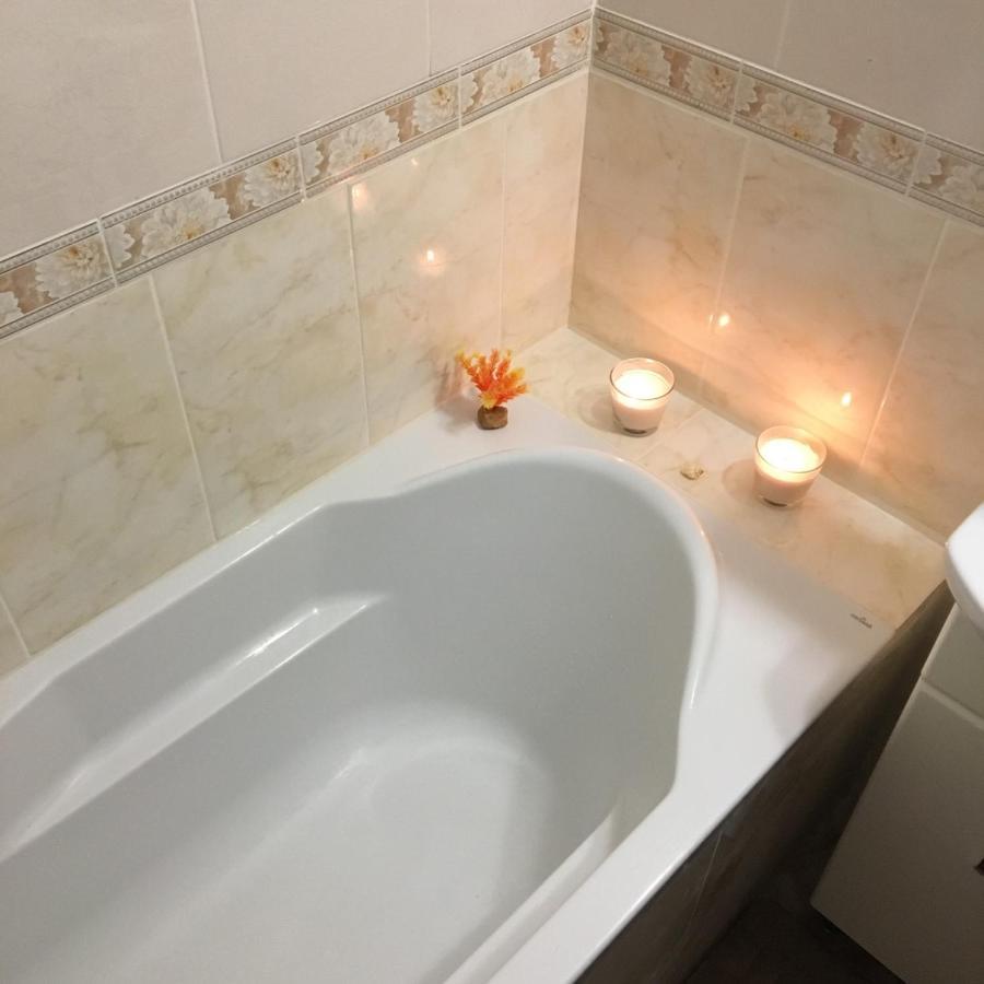 Cozy Apartment Lviv Eksteriør billede